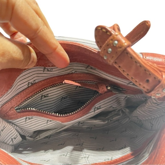 Forest and Culver Redish Brown Crossbody bag - Picture 10 of 15